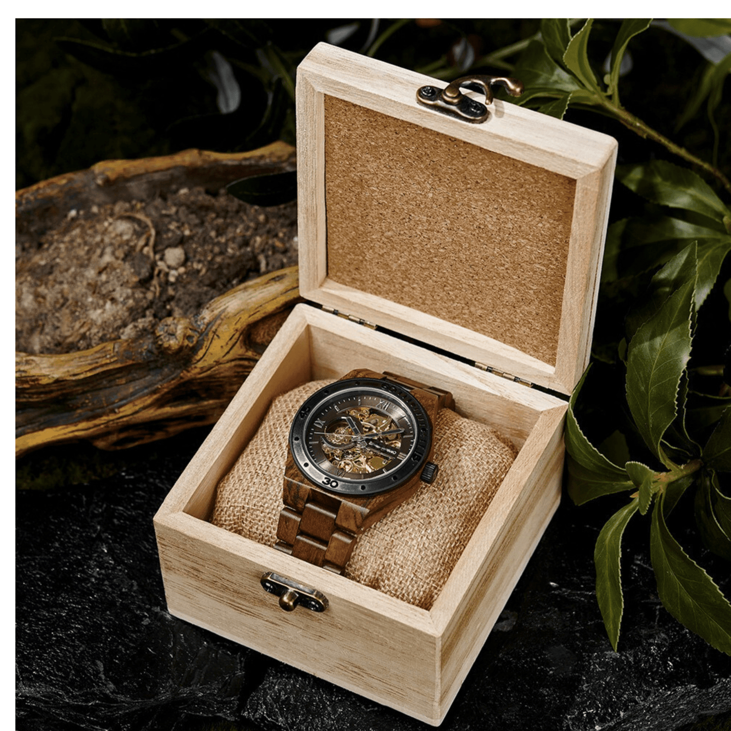 Lumbery Mechanical Wristwatch - Aviator’s Core Series - Lumbery